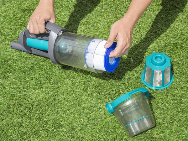 Bestway AquaGrip akkus kézi medenceporszívó + 2 fej 58946