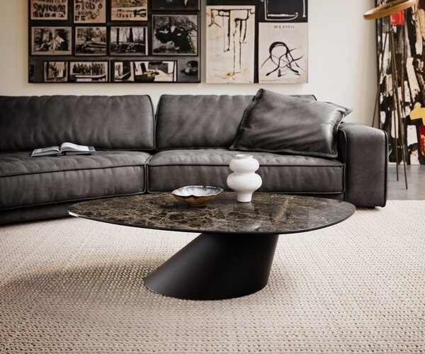 DELIFE Dohányzóasztal Edge organikus 140x76 cm Laminam® Emperador extra polírozott kerámia sötétbarna Conis fém fekete