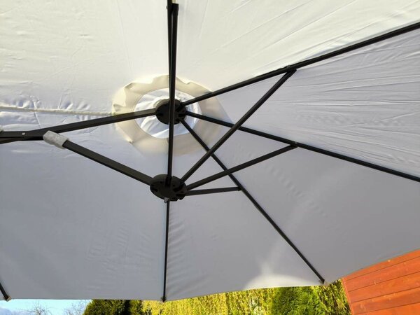 Kitekerhető 270x460cm ovális napernyő teraszra bézs / homok színű