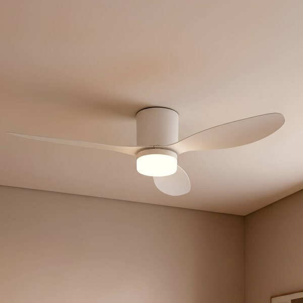 Lucande LED mennyezeti ventilátor Kayu, fehér, egyenáramú, csendes, Ø 132 cm, Fehér / opál, Nappali / Étkező, Műanyag, Modern