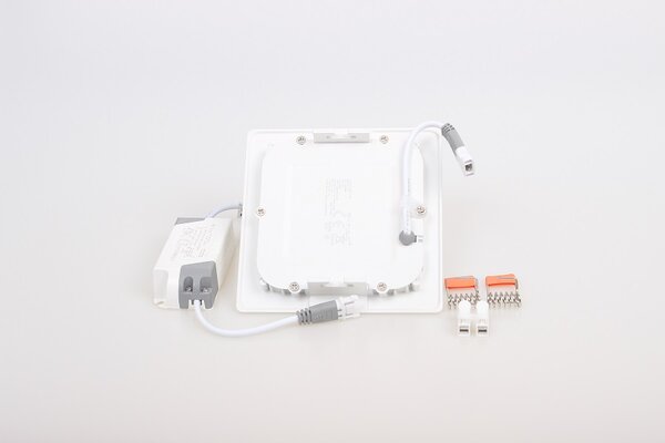 Beépíthető négyszög LED panel 6W ALU