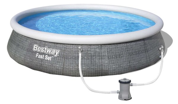 Bestway puhafalú medence vízforgatóval 396x84cm