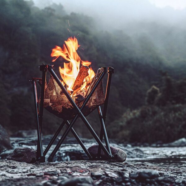 Összecsukható grill, DesignNest, Folding Fire BBQ + Campfire, fekete