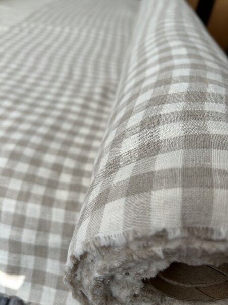 Tom Linen asztali futó természetes kockás színben Méret: 40x140