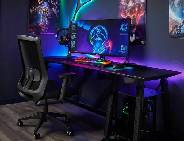 Q-085 ergonomikus forgószék fekete műbőr multiblock mechanizmussal