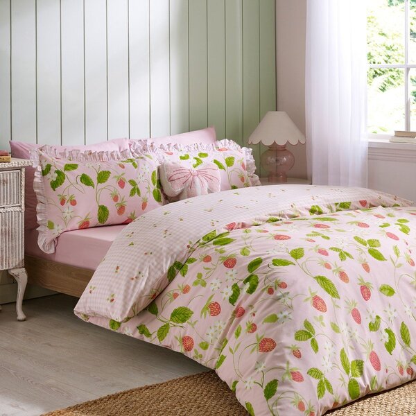 Rózsaszín kétszemélyes háromrészes ágyneműhuzat 200x200 cm Strawberry Frills – Catherine Lansfield