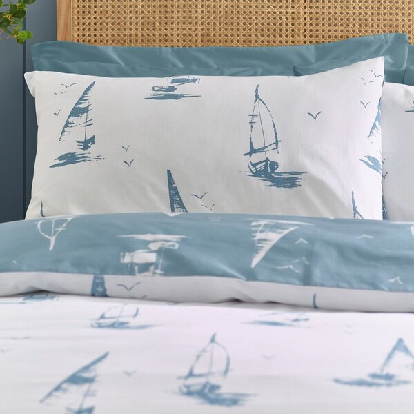 Kék kétszemélyes háromrészes ágyneműhuzat 200x200 cm Salcombe Boats – Catherine Lansfield