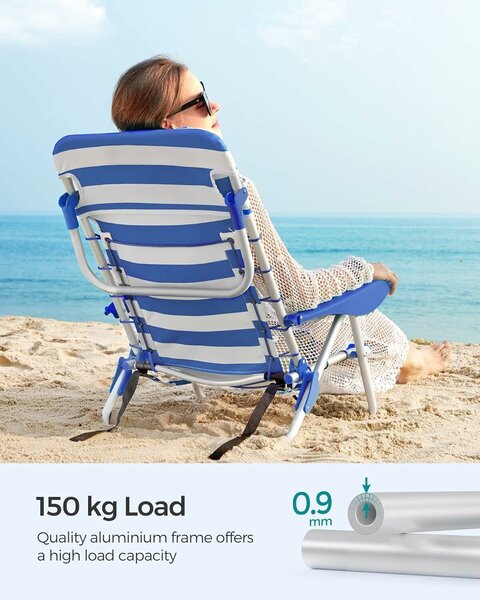 SONGMICS hordozható strandszék, 4 pozícióban állítható háttámlával , karfákkal, maximum 150kg, fehér/ kék