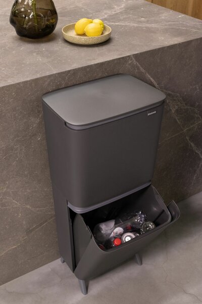 Brabantia SortUp Recycle Bin Hi 2 szintes szelektív hulladékgyűjtő torony lábakon, felhajtható fedéllel, 10+10+25L- J méret, műanyag, sötétszürke - 275043