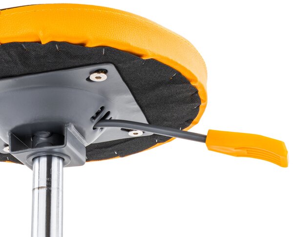 Powermat Teleszkópos Műhelyszék – 150kg teherbírás, 400-520mm – Gurulós kivitel (PM1455)