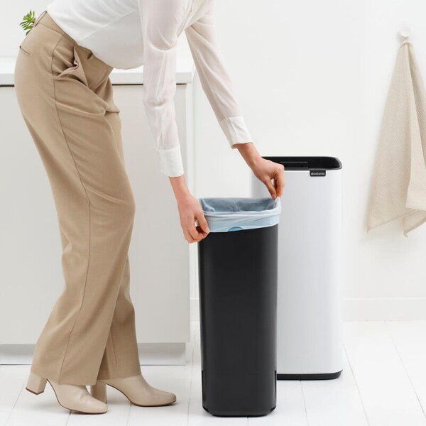 Szemétgyűjtő Brabantia Bo Touch 1010121, 30 L, Lágy és csendes nyitás, Nagy nyílás, Fehér