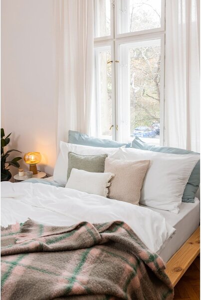 Fehér egyszemélyes mikroszatén ágyneműhuzat 140x200 cm Basic – Bonami Essentials