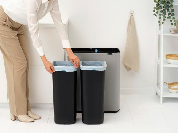 Brabantia Bo Touch Bin nyomófedeles hulladékgyűjtő XXL, padlón álló, műanyag tartály, 2x30L - O méret, acél, hamvasszürke - 255045