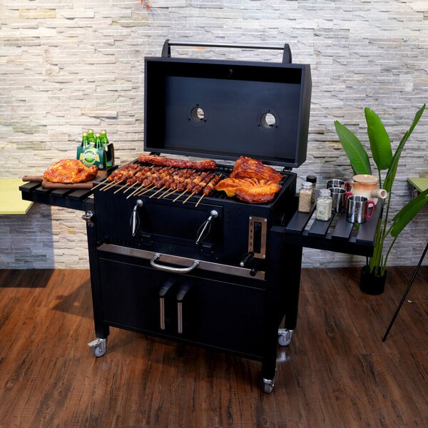 KLUGMEISTER FT01-070 faszenes grillsütő, acél anyagból (fedéllel), fedővel és kerekekkel, főzőfelület 72x43 cm