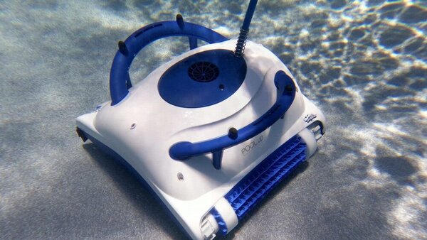 Maytronics Dolphin Pool Up automata víz alatti medence robotporszívó