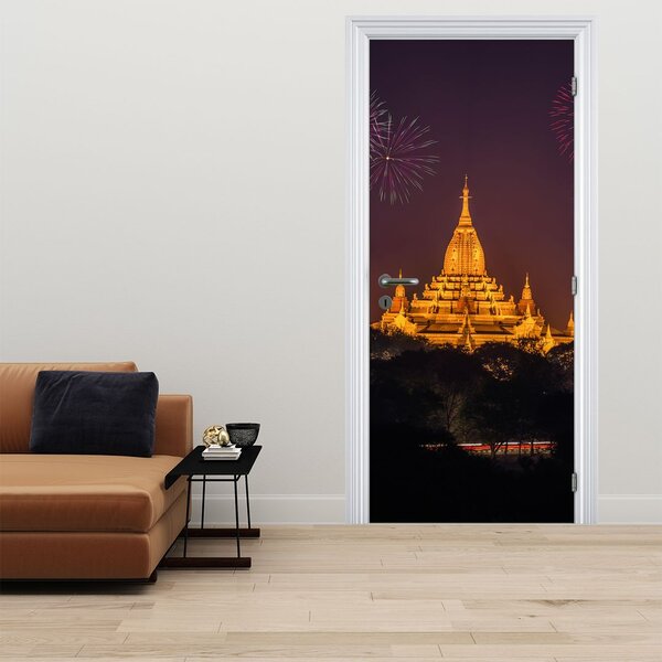 Fotótapéta ajtóra - Tűzijáték Ázsiában (95x205cm)
