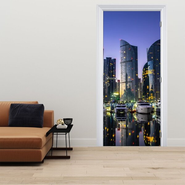 Fotótapéta ajtóra - Yachtok és felhőkarcolók (95x205cm)