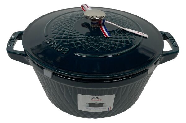 STAUB Öntöttvas főzőedény, zománcozott, 24 cm/4 liter, Cocotte Ronde Tengerkék színű /39/