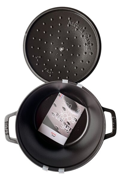 STAUB Öntöttvas főzőedény, zománcozott, 24 cm/4 liter, Cocotte Ronde fekete matt /6/