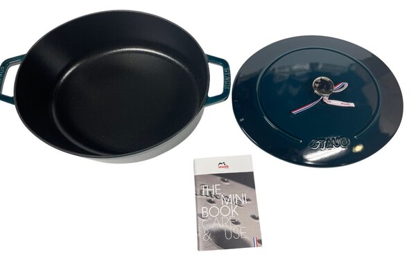 STAUB Öntöttvas főzőedény, zománcozott, 31 cm/5,6 liter, Tengerkék színű (62)