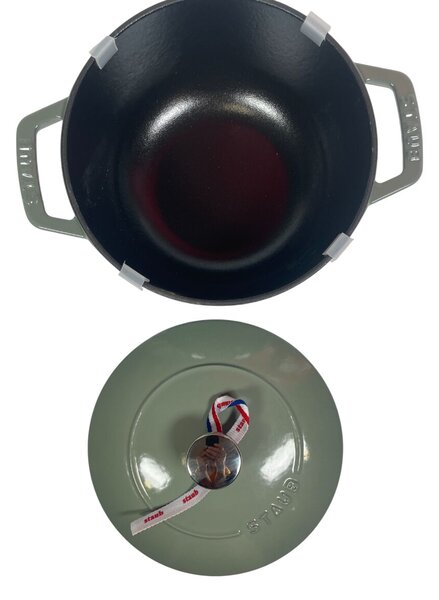 STAUB Öntöttvas főzőedény, zománcozott, 18 cm/1,6 liter, La Marmite kerek , Eukaliptusz(46)