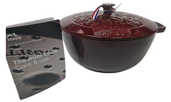 STAUB Cocotte Öntöttvas főzőedény, zománcozott, 26 cm/4,9 liter, Cocotte Ronde kerek, Fényes gránátvörös(Grenadine) (103)