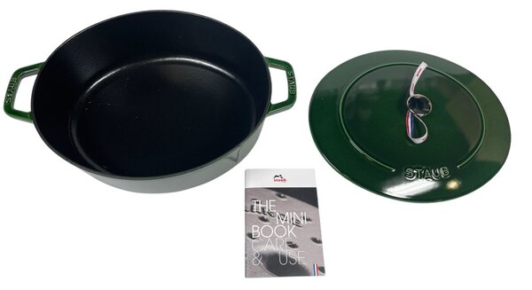 STAUB Öntöttvas főzőedény, zománcozott, 31 cm/5,6 liter, Bazsalikom zöld színű (77)