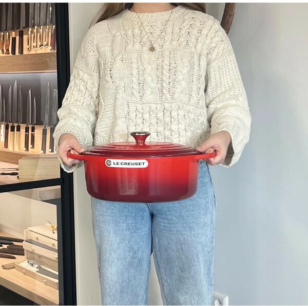 Le Creuset Signature kerek Öntöttvas Sütőtál 31cm - Bordó