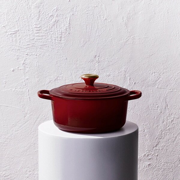 Le Creuset Signature kerek Öntöttvas Sütőtál 31cm - Bordó
