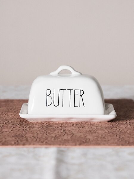 Sinsay - Kerámia vajtartó felirattal Butter - fehér