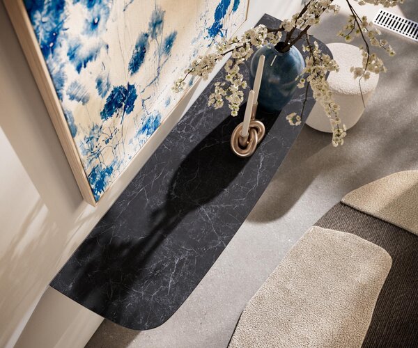 DELIFE Konzolasztal Edge hajóformájú 140x40 cm Laminam® Nero Greco antracit Velio fém fekete