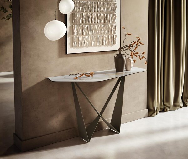 DELIFE Konzolasztal Edge poligonális 140x50 cm kerámia onyx gyöngy Spios fém titán színű effekt finish