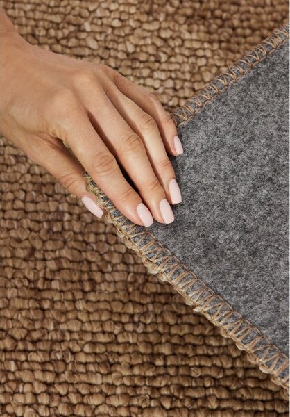Világosbarna mosható szőnyeg 80x150 cm Rocco Caramel – Elle Decoration