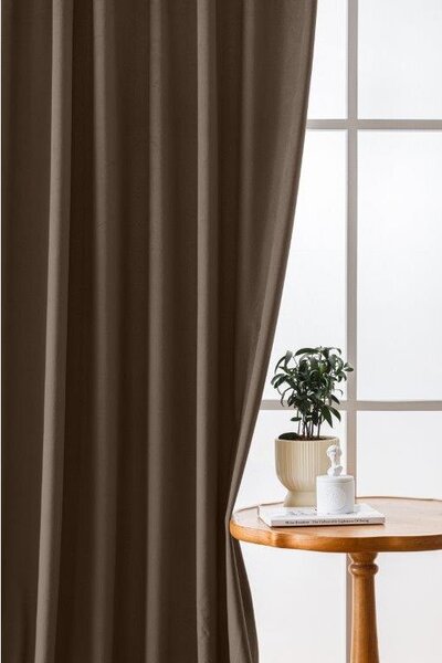 Barna sötétítő függöny VELVET 140x270 cm Felfüggesztés: Hullámos sínszalag