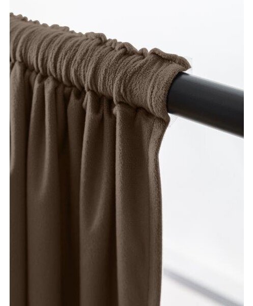 Barna sötétítő függöny VELVET 140x270 cm Felfüggesztés: Hullámos sínszalag