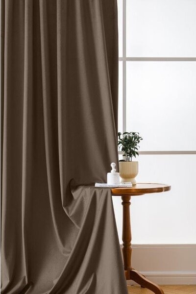 Barna sötétítő függöny VELVET 140x270 cm Felfüggesztés: Hullámos sínszalag