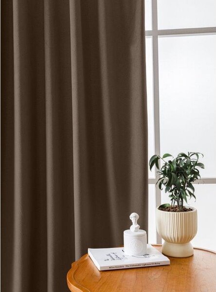Barna sötétítő függöny VELVET 140x270 cm Felfüggesztés: Hullámos sínszalag