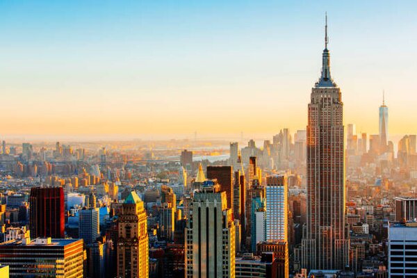 Művészeti fotózás Manhattan skyline on a sunny day, Alexander Spatari, (40 x 26.7 cm)