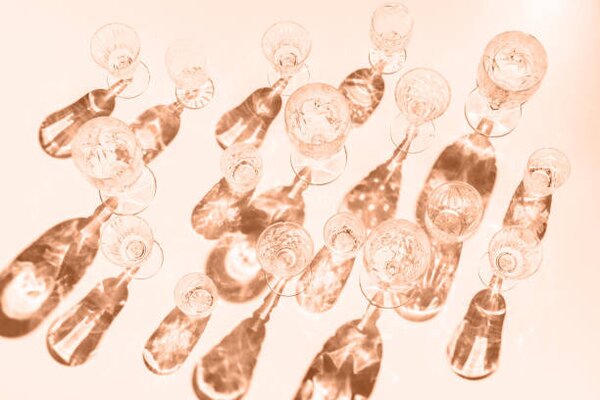 Művészeti fotózás Variety of empty glasses on peach, Magic cinema, (40 x 26.7 cm)