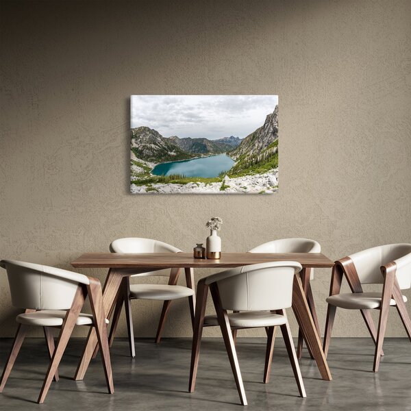 A hegyekben lévő tó képe (90x60 cm)