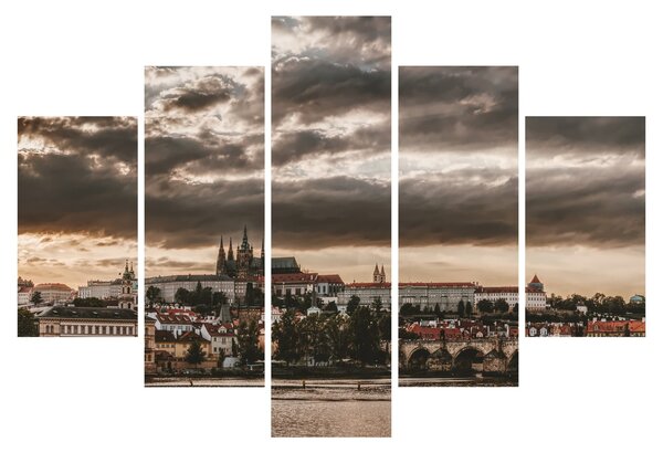 Kép - felhős Prága (150x105 cm)