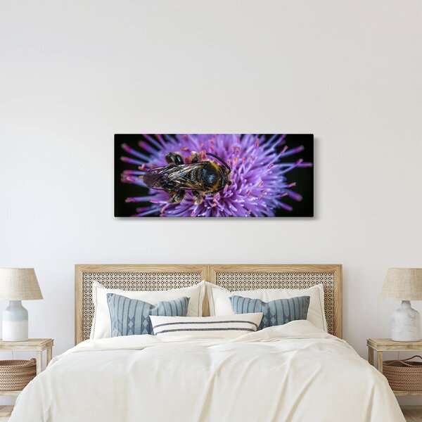 Méh a virágon képe (120x50 cm)