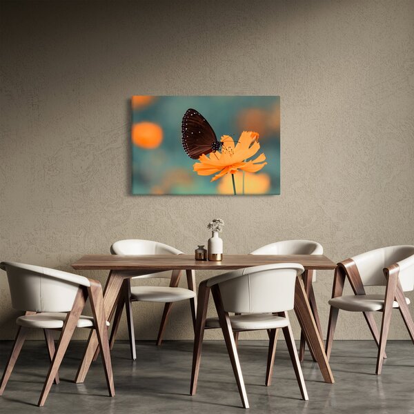 Kép - pillangó narancssárga virágon (90x60 cm)