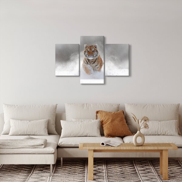 Futó tigris a hóban képe (90x60 cm)