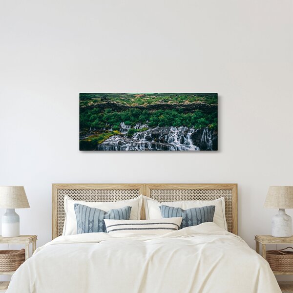 Vízesések képe a természetben (120x50 cm)