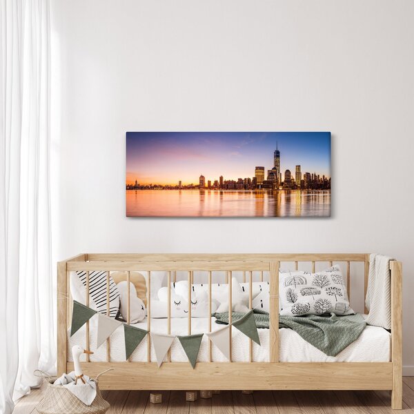 Egy város képe naplementekor (120x50 cm)