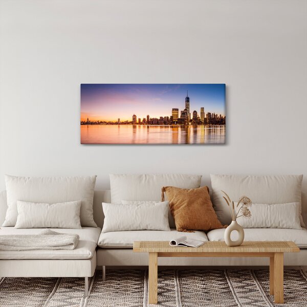 Egy város képe naplementekor (120x50 cm)