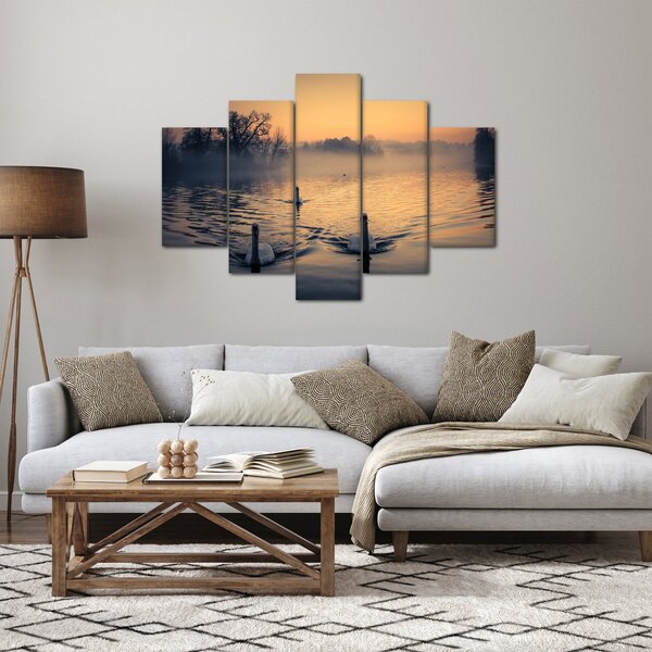 Hattyúk a vizen és a ködben képe (150x105 cm)