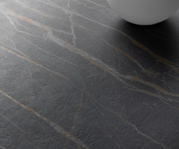 DELIFE Dohányzóasztal Edge ovális 140x80 cm Laminam® kerámia Noir Desir barna Salto fém fekete