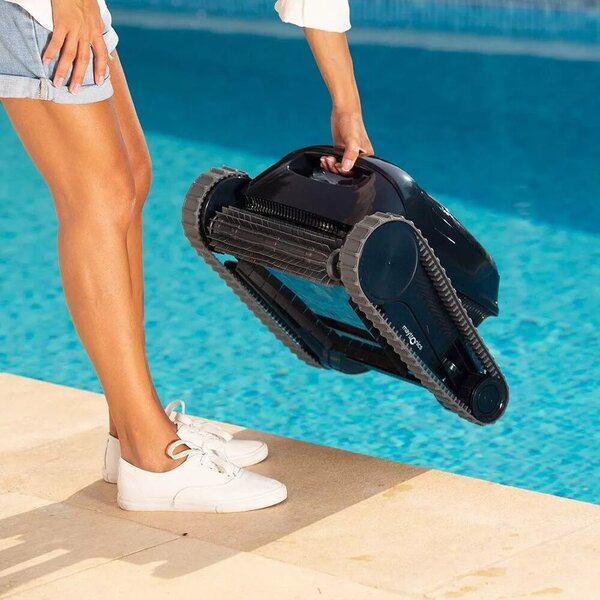 Maytronics Dolphin Liberty 400 akkumulátoros automata vízalatti medence porszívó robot